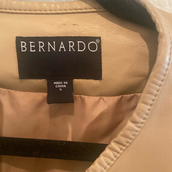 Tan faux leather Bernardo motorcycle jacket Size: Small - Picture 3 of 4